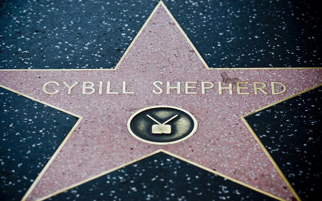 Cybill Shepherd Reflects on Career, Comedy Award, and a Tango With Elvis
